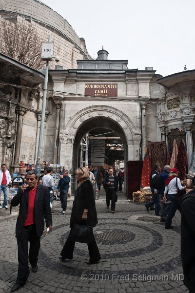 20100402_142704 D3.jpg - One of 4 entrances/exits to Grand Bazaar